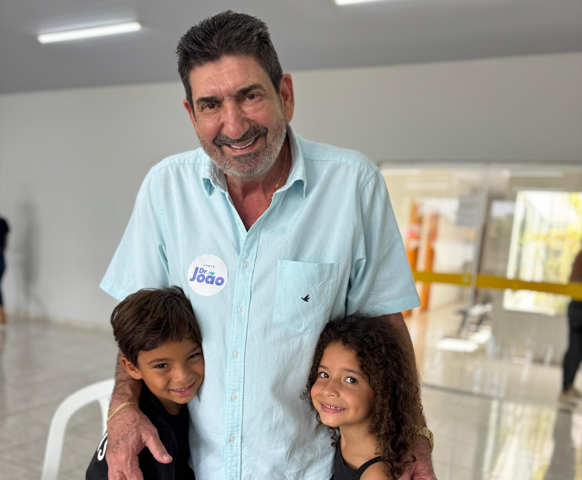 Ação sociocultural reúne centenas em Tangará da Serra e garante atendimentos gratuitos à população Ação sociocultural reúne centenas em Tangará da Serra e garante atendimentos gratuitos à população