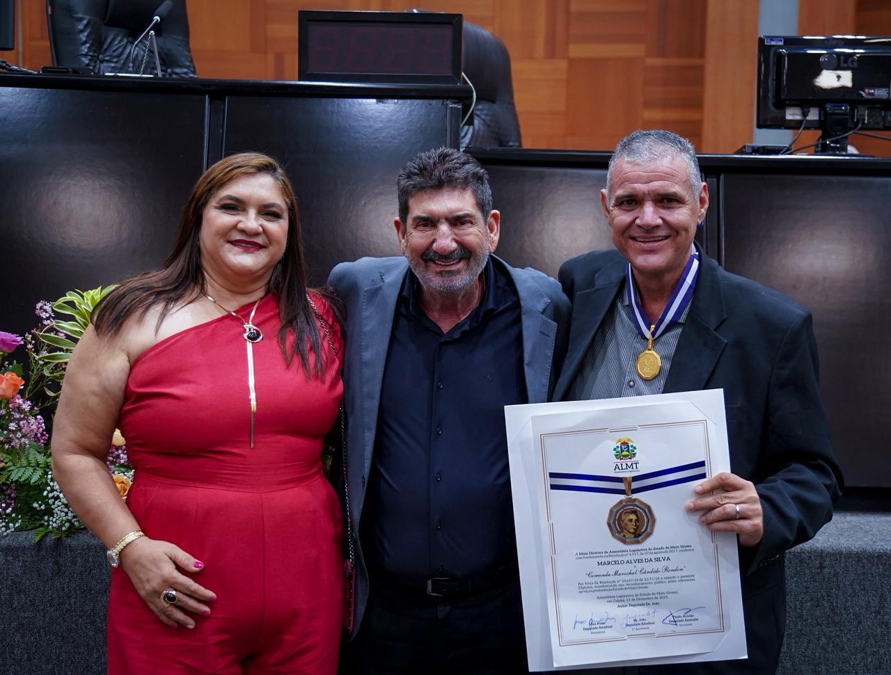 MARCELO SHOW RECEBE MOÇÃO DE APLAUSO NA ASSEMBLEIA LEGISLATIVA E TEM SUA TRAJETÓRIA RECONHECIDA EM MATO GROSSO MARCELO SHOW RECEBE MOÇÃO DE APLAUSO NA ASSEMBLEIA LEGISLATIVA E TEM SUA TRAJETÓRIA RECONHECIDA EM MATO GROSSO