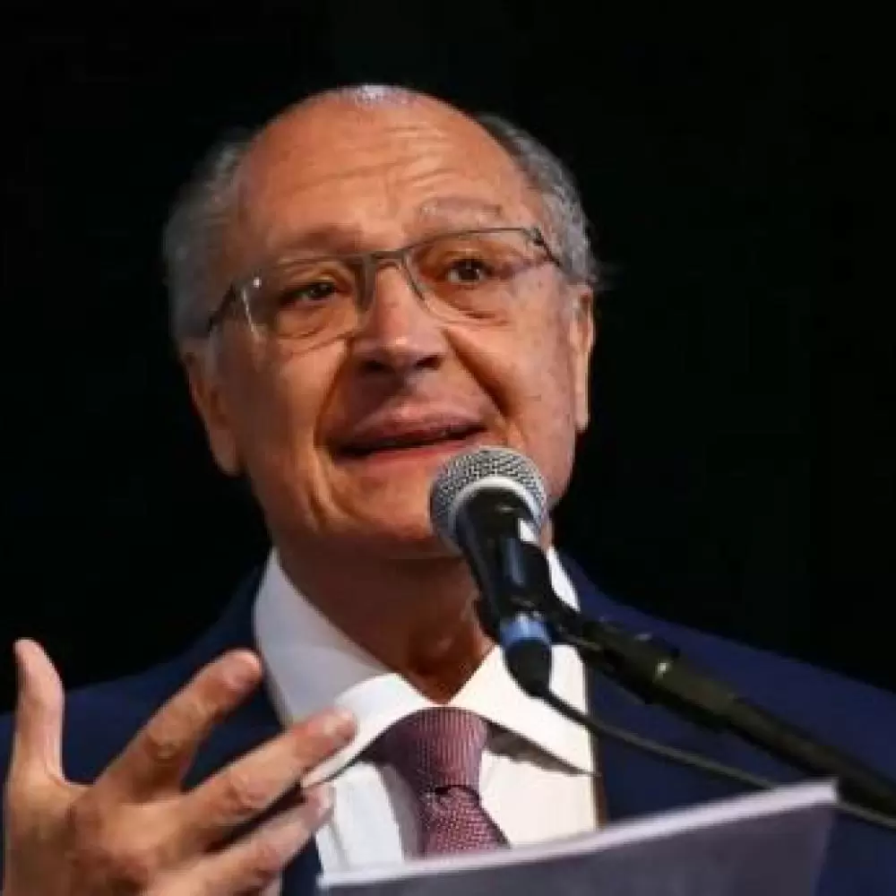  Alckmin diz que Brasil precisa acelerar expansão das ferrovias e destaca potencial dos biocombustíveis