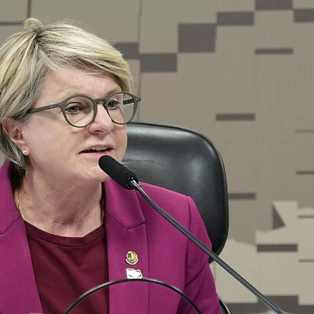  Buzetti comemora decisão do STF sobre IOF e critica excesso de Ministérios