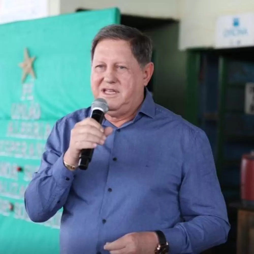  Câmara cassa prefeito de São José do Rio Claro após sessão de 16 horas em MT