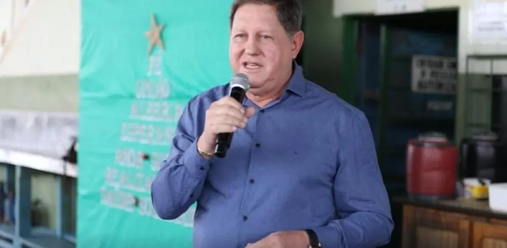  Câmara cassa prefeito de São José do Rio Claro após sessão de 16 horas em MT