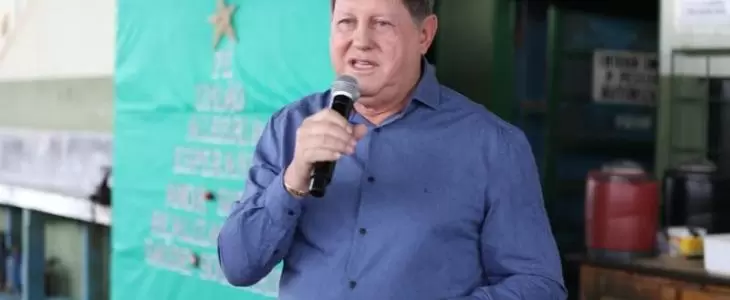 Câmara cassa prefeito de São José do Rio Claro após sessão de 16 horas em MT Câmara cassa prefeito de São José do Rio Claro após sessão de 16 horas em MT