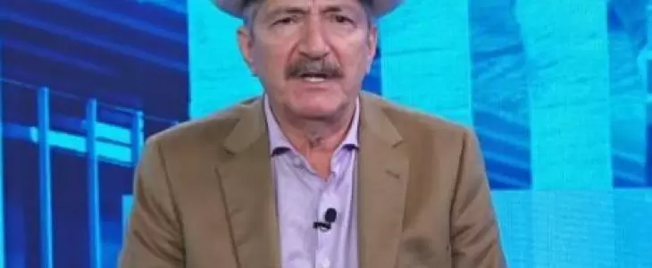 DC pode expulsar Aldo Rabelo após disputa interna DC pode expulsar Aldo Rabelo após disputa interna