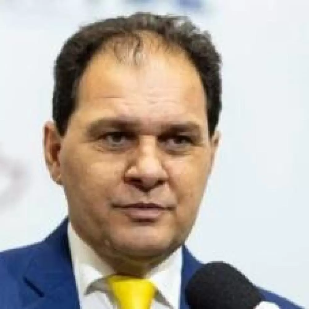  “Deputado Tiririca” trava votação e atrasa aumento do TJ: servidores ficam na bronca!