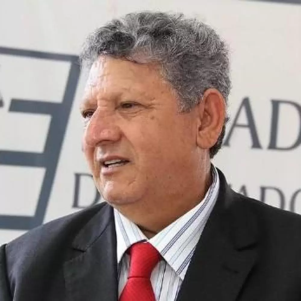 Desembargador afastado é denunciado por suposto prejuízo de R$ 2,3 milhões em disputa de fazenda Desembargador afastado é denunciado por suposto prejuízo de R$ 2,3 milhões em disputa de fazenda