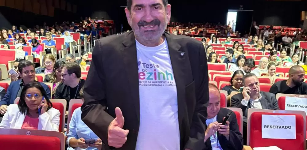 Dr. João emociona ao relembrar trabalho no Hospital Geral e celebra contrato que amplia serviços na unidade Dr. João emociona ao relembrar trabalho no Hospital Geral e celebra contrato que amplia serviços na unidade