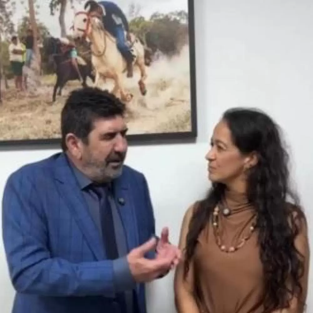  Elaine Antunes assume assessoria no gabinete do Deputado Dr João