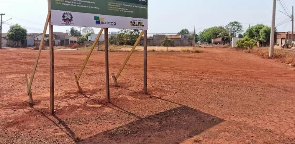 ESCÂNDALO: OBRA É PAGA DUAS VEZES EM TANGARÁ DA SERRA E NINGUÉM DEVOLVEU UM CENTAVO ESCÂNDALO: OBRA É PAGA DUAS VEZES EM TANGARÁ DA SERRA E NINGUÉM DEVOLVEU UM CENTAVO