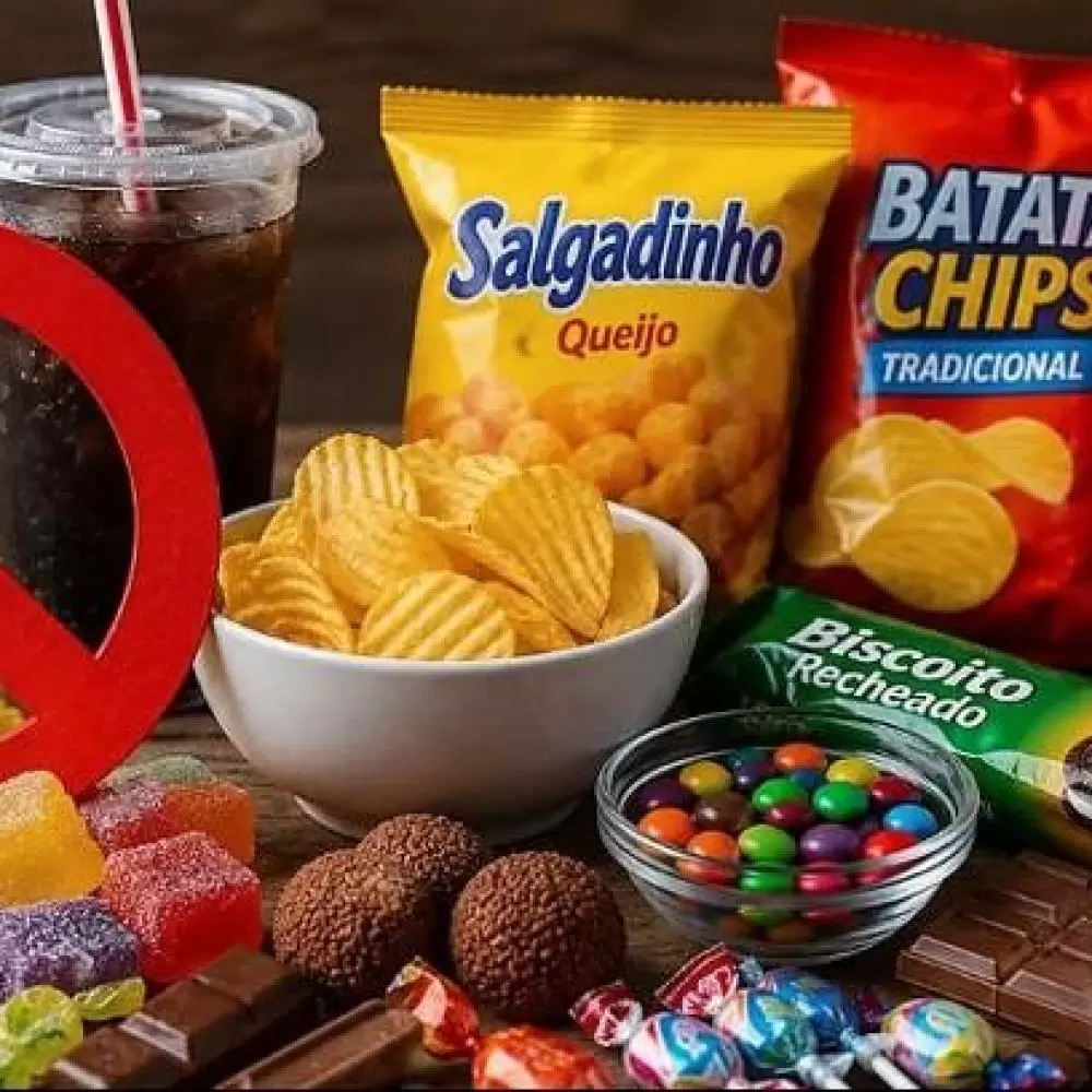  Estado proíbe refrigerantes, chocolates e salgadinhos nas cantinas das escolas estaduais de MT