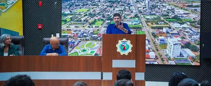  Evento idealizado por Dr. João reúne empresários para discutir Reforma Tributária e mudanças nas normas trabalhistas em Campo Novo do Parecis