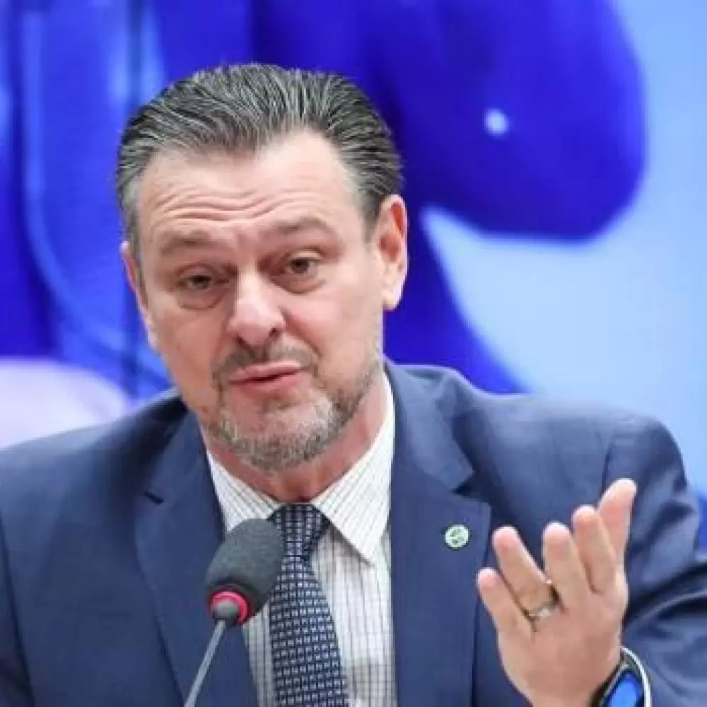 Fávaro diz que Abilio não aderiu a programa e Cuiabá ficou sem veículos da Saúde Fávaro diz que Abilio não aderiu a programa e Cuiabá ficou sem veículos da Saúde