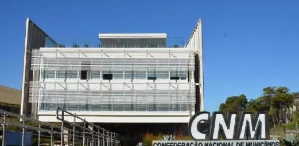  Fim da 6x1 pode custar até R$ 48 bilhões às Prefeituras