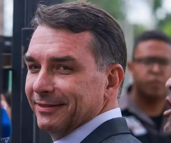  Flávio Bolsonaro confirma presença na Norte Show em Sinop e destaca força do agronegócio