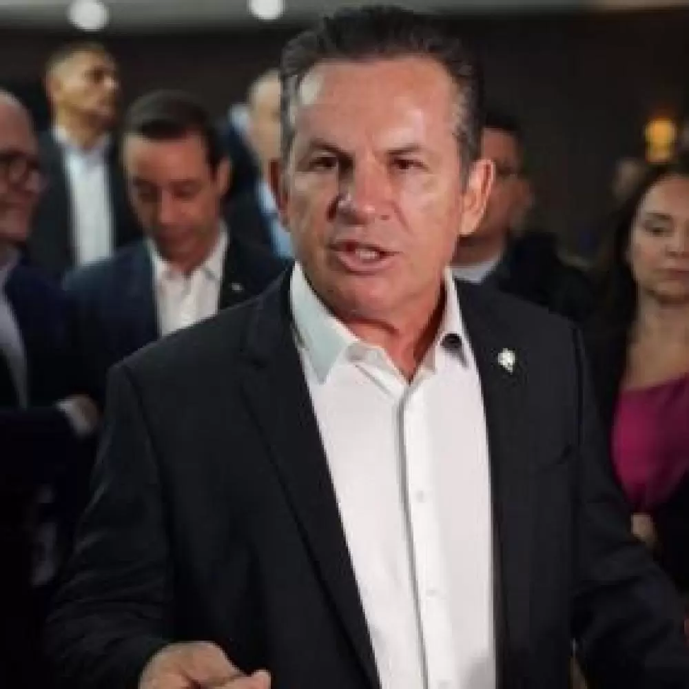  Governador nega irregularidade em acordo da Oi e descarta relação com família de Fábio Garcia