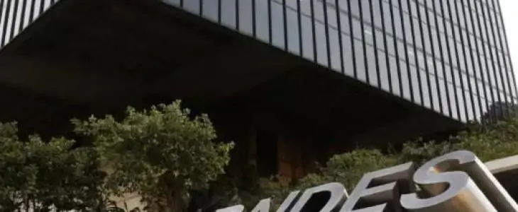  Governo libera R$ 13,5 bilhões para empresas afetadas por tarifas dos EUA