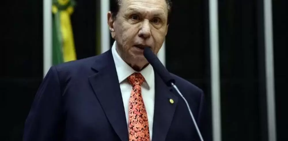  Governo terá de quitar pensão vitalícia atrasada do Carlos Bezerra