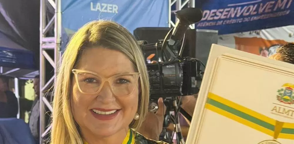  MÁRCIA KAPPES RECEBE COMENDA DANTE DE OLIVEIRA, UMA DAS MAIORES HONRARIAS DE MATO GROSSO