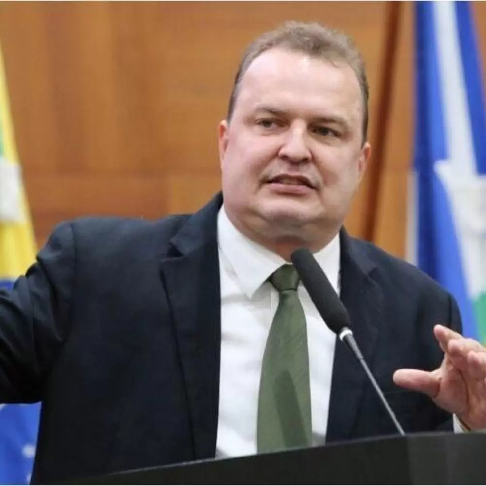 Max alerta para caos social com despejo de centenas de famílias em disputa por imóveis Max alerta para caos social com despejo de centenas de famílias em disputa por imóveis