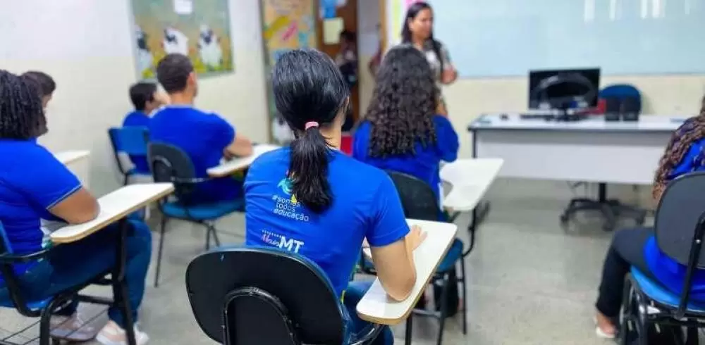 MEC vai pagar bolsa de R$ 1.200 para profissionais estaduais do Novo Ensino Médio MEC vai pagar bolsa de R$ 1.200 para profissionais estaduais do Novo Ensino Médio