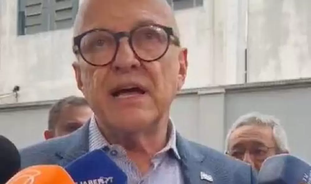  Pivetta defende gestão de Mauro e diz que Estado não contratou Banco Master