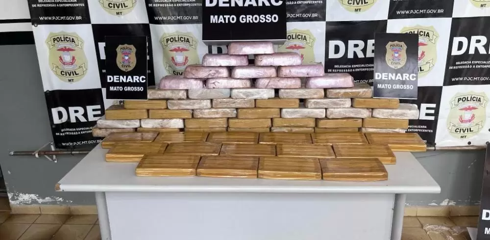 Polícia Civil apreende drogas de facção criminosa enterradas em quintal de casa em Várzea Grande Polícia Civil apreende drogas de facção criminosa enterradas em quintal de casa em Várzea Grande