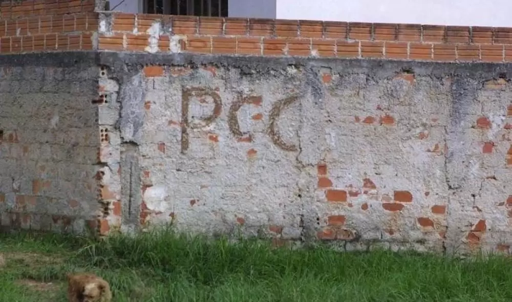  PT pede CPI para investigar PCC e infiltração no setor financeiro