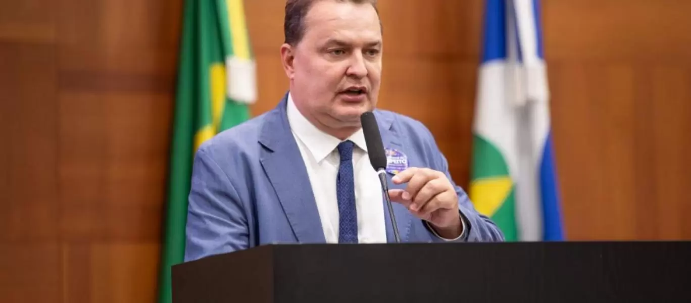  Russi aponta suspeita em contrato da saúde e pede investigação sobre ex-servidor