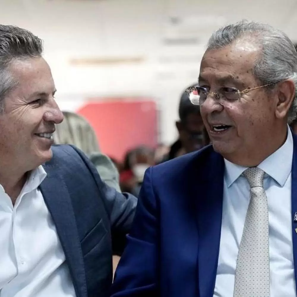 “Um vai ter que sair”, diz Júlio Campos sobre disputa entre Mauro e Jayme “Um vai ter que sair”, diz Júlio Campos sobre disputa entre Mauro e Jayme