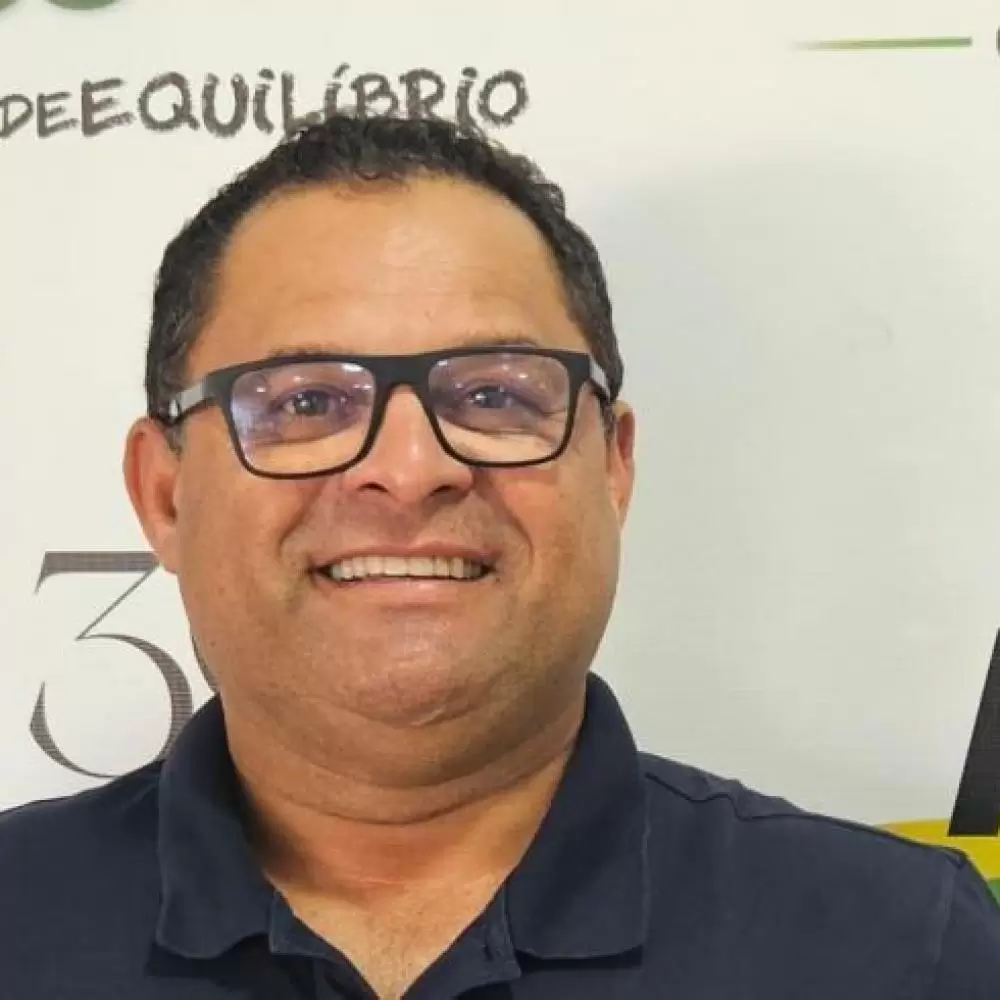  Welington Bezerra participa de Encontro Estadual do MDB e se destaca como liderança para 2026